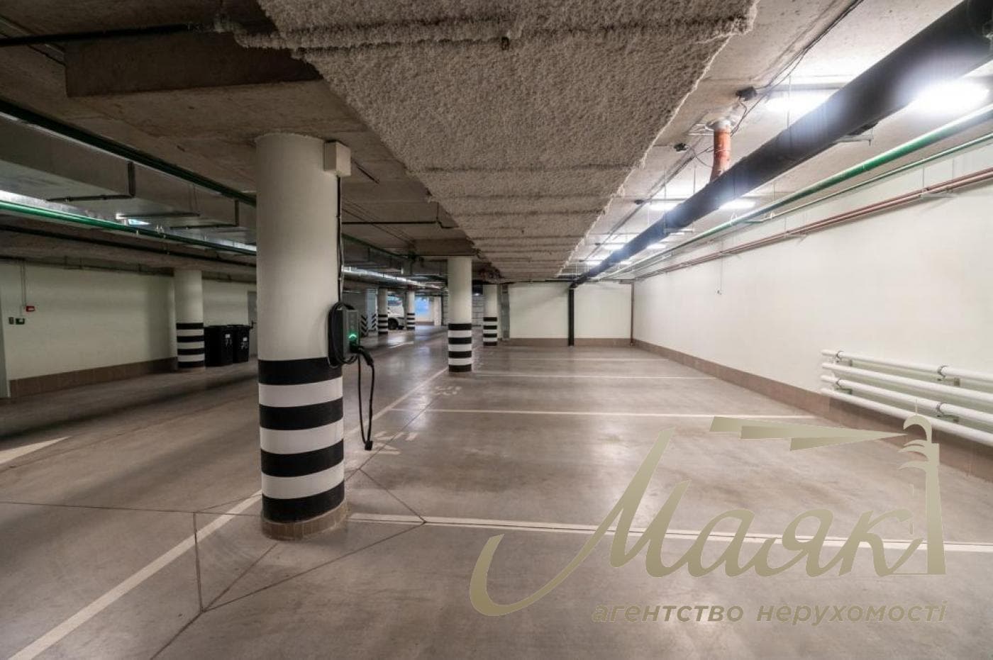 Parking Space for Rent in Downtown Kyiv, Pecherskyi District, “Novopecherski Lipki” Residential Complex, 3 Dragomirova/Verkhoglyada Street, Buildings 16 and 20