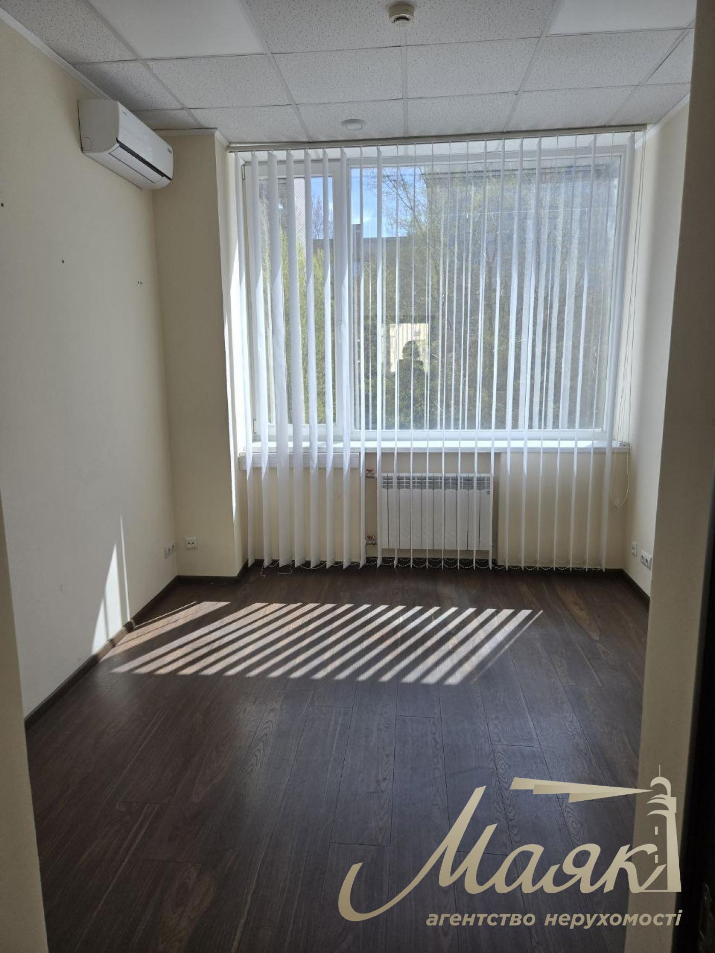 Office for rent 350m2 in BC Pechersk Center, Pechersk
