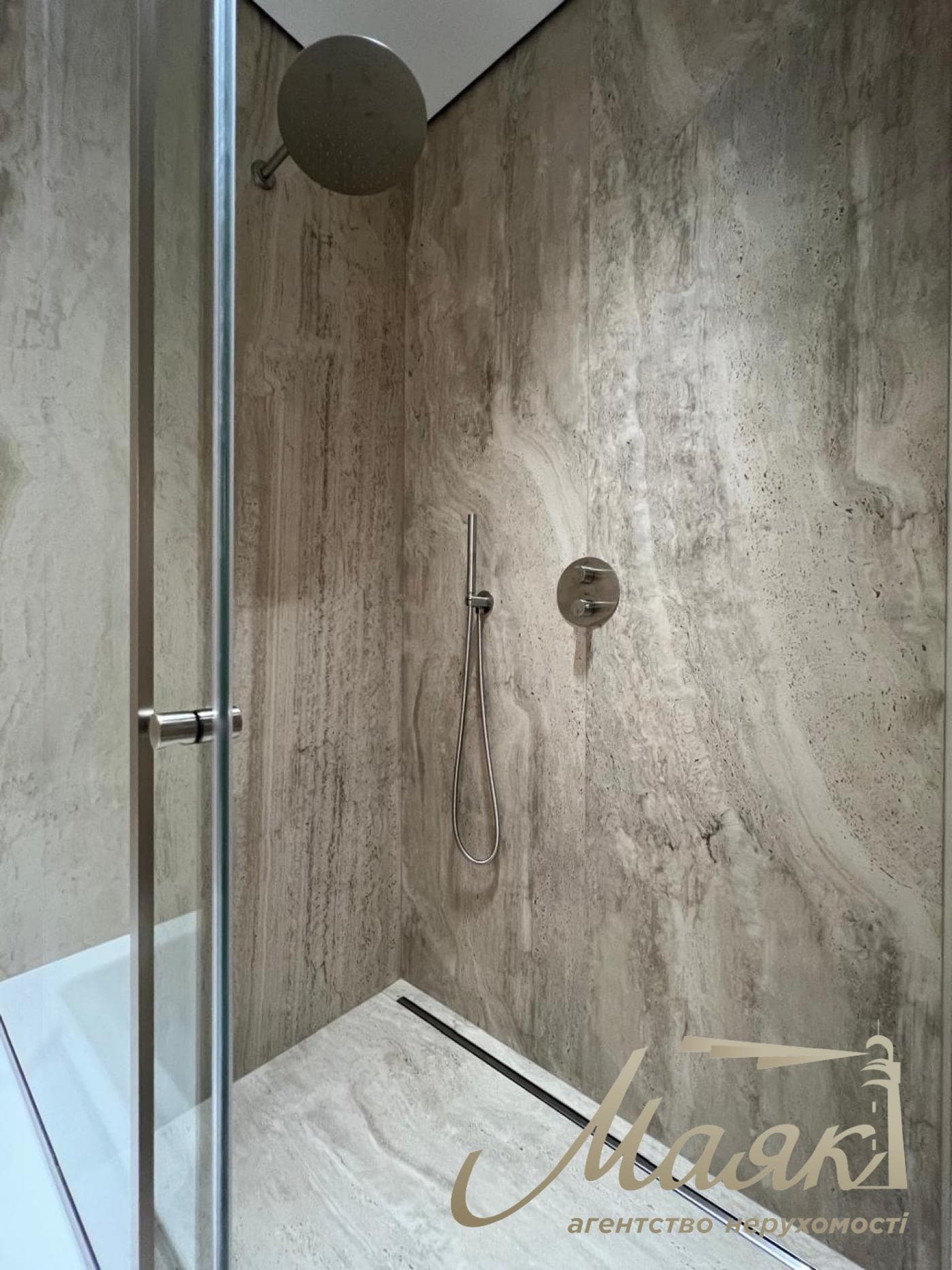 Оренда 3к квартири в ЖК TRIIINITY, 104 м кв, Печерський район