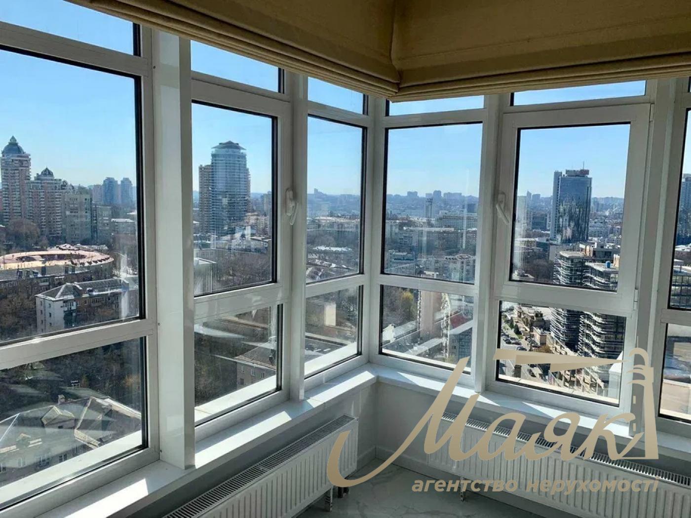 Premises for sale 160m2 Klovskyi descent 7