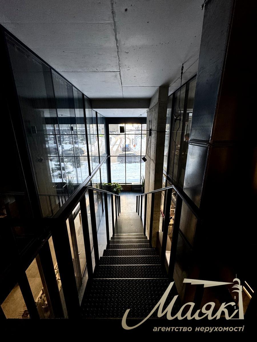 Оренда фасадного приміщення ЖК Французький квартал, вул. Філатова