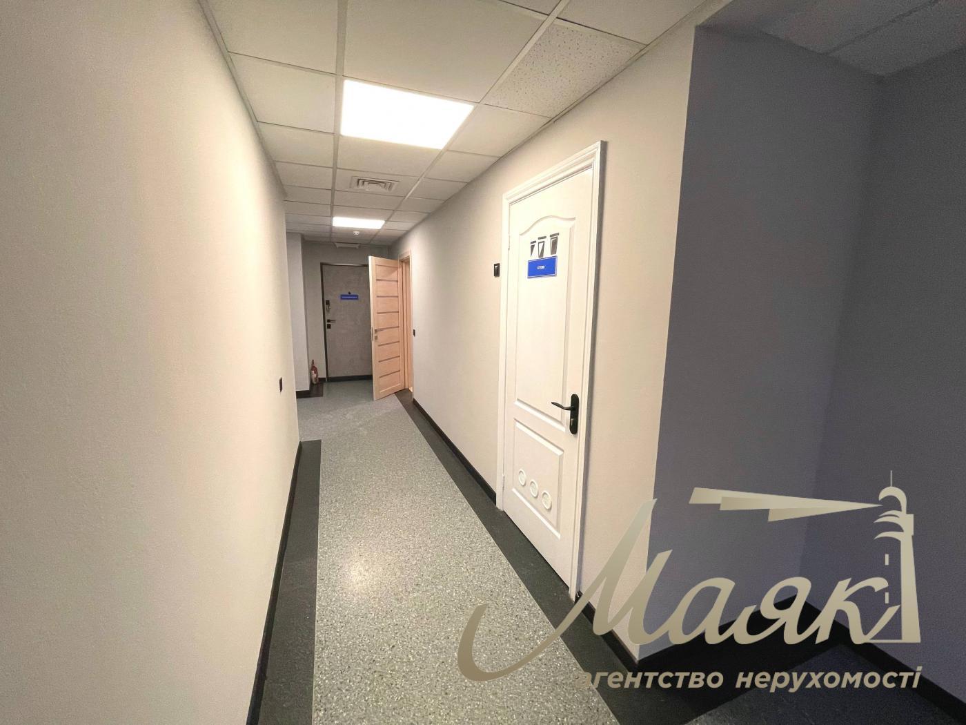 Оренда офісу 620м2 на Печерську вулиця Лєскова 9 біля метро Печерська