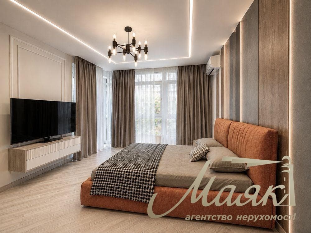 Продаж 4-кімнатної квартири площею 105 м² у ЖК «Французький квартал 2», Печерський район, Либедська