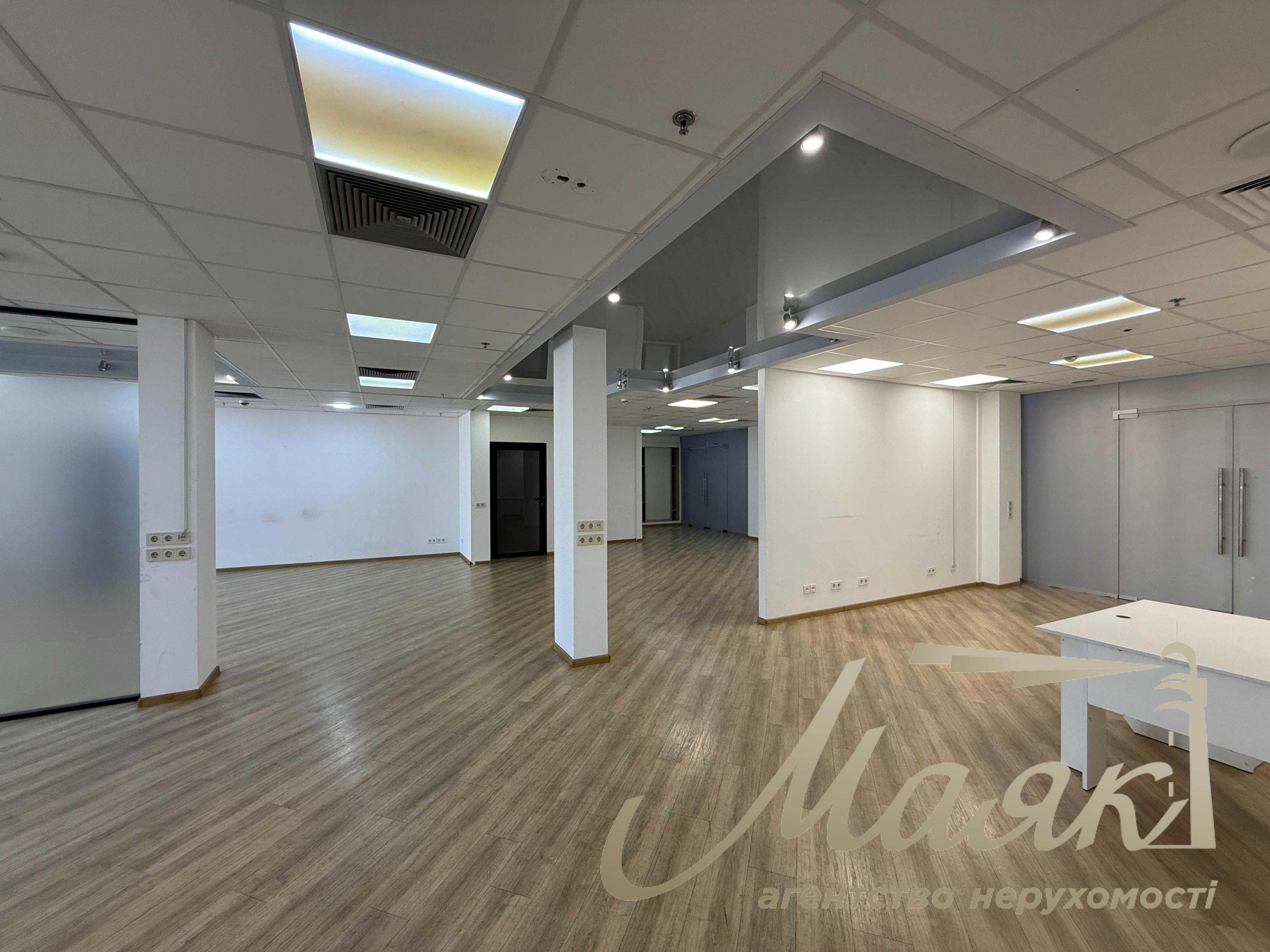 Оренда офісу 644 м², вул. Велика Васильківська Київ