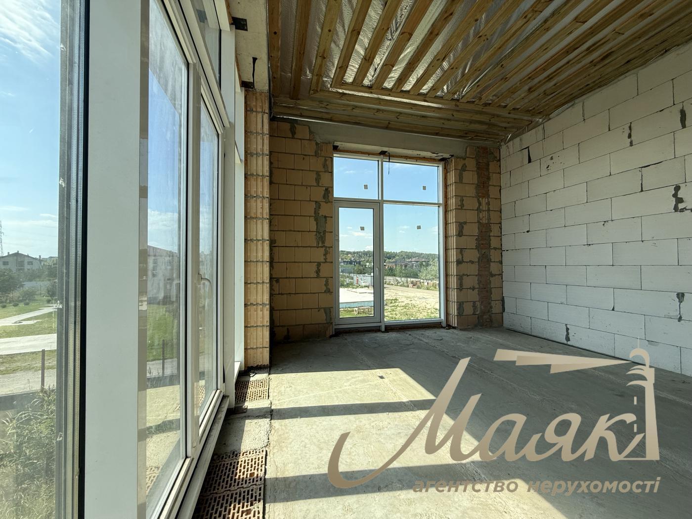 Продажа дома в КГ «Ясный Хутор» — 467 м² с. Ходосовка, терраса, балконы, панорамный вид