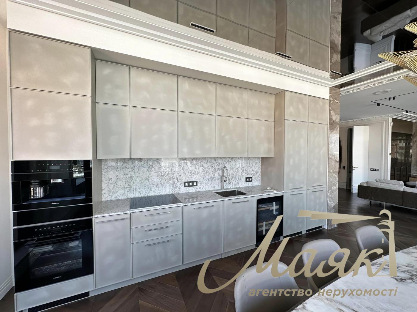 Sale of apartment in residential complex Tetris Hall, Fedorova st., Pechersk, Kyiv