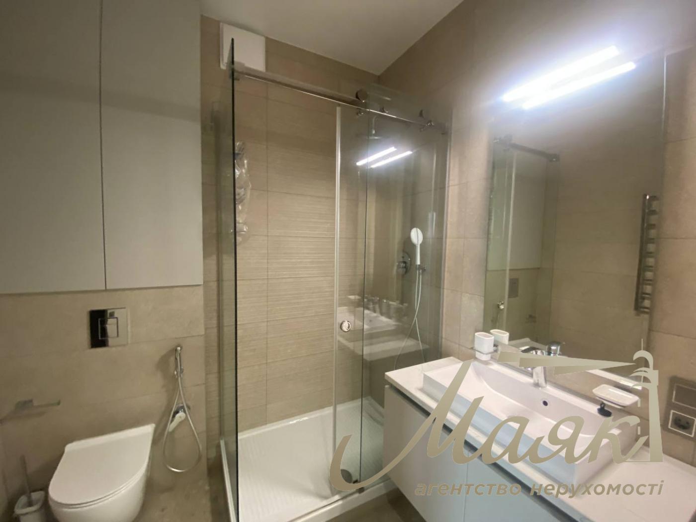 Rent of a three-story penthouse in the Atlantic residential complex at 118 Antonovich Street
