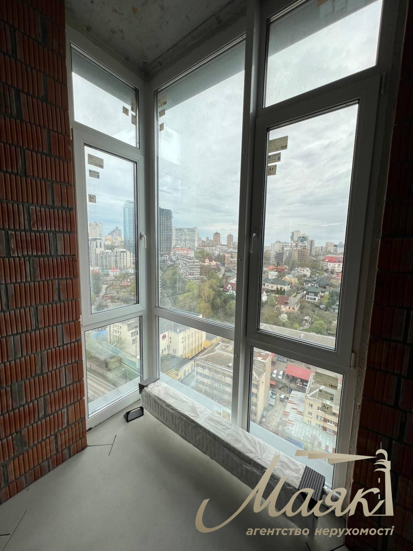 Sale of 4-room apartment 177m2+terrace in residential complex “Central park”