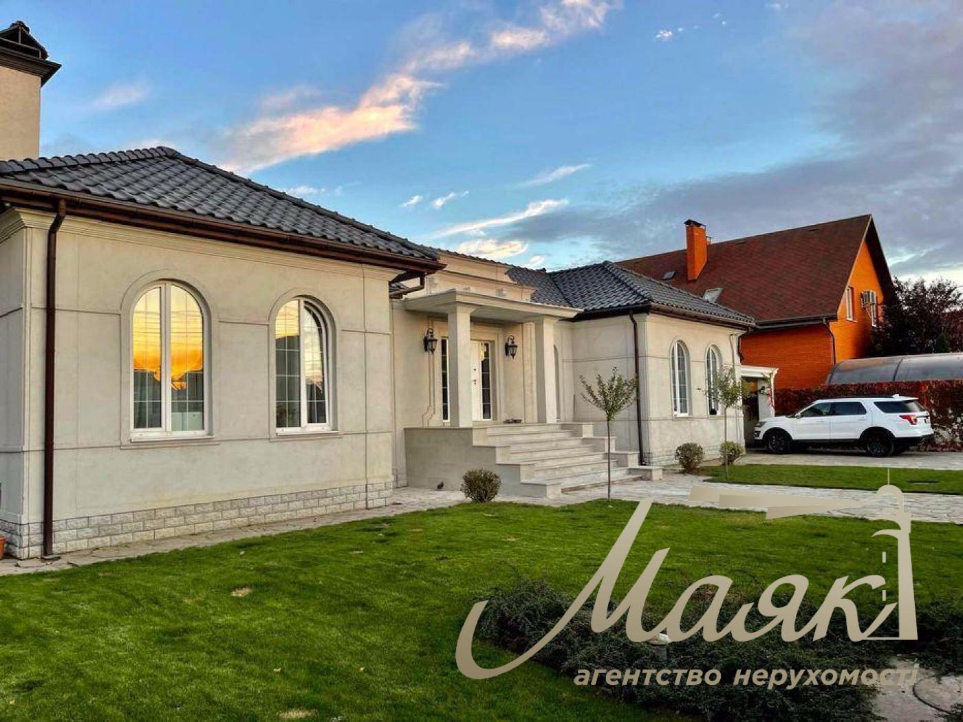 Продаж будинку (420м2) у Києво-Святошинському р-н, с. Гатне