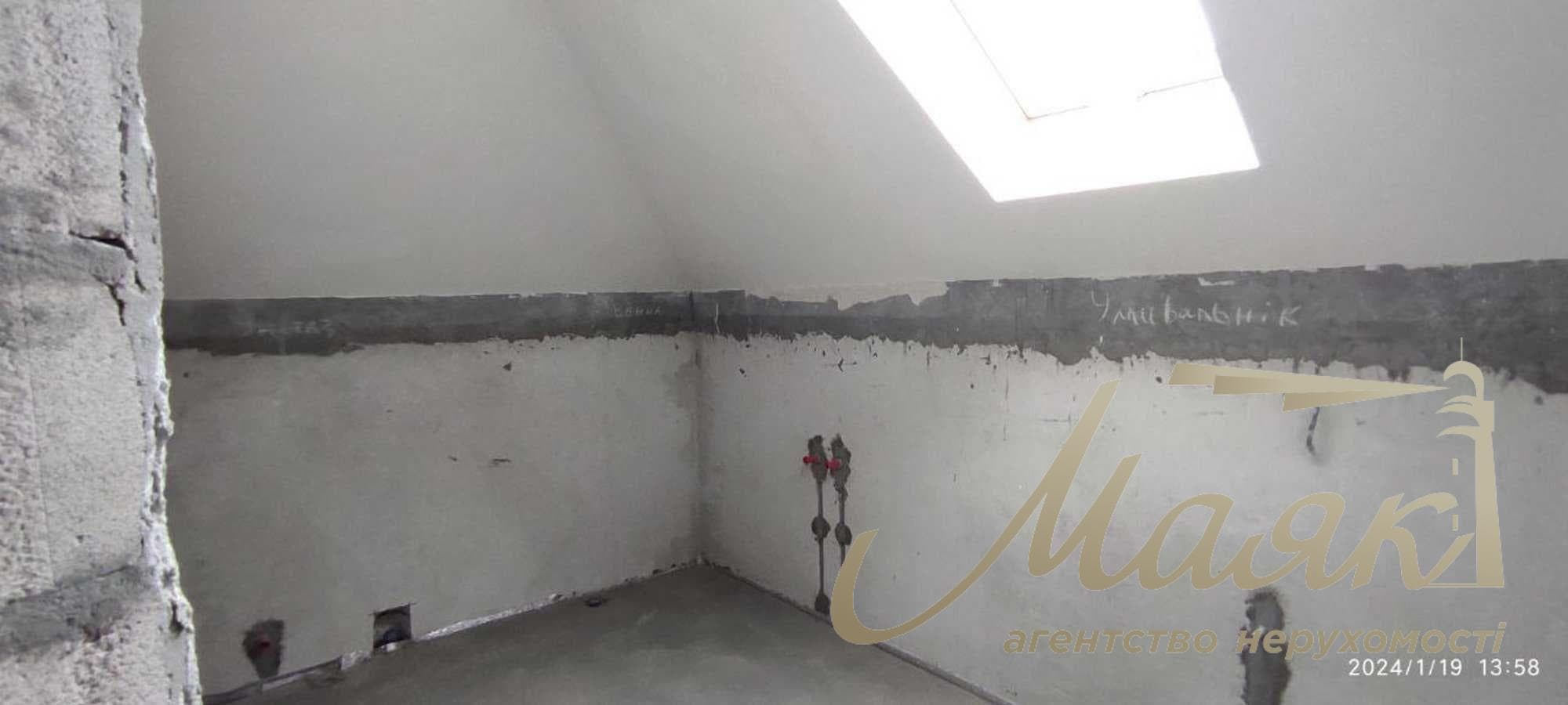 For sale 2-storey house 250m2 in Gatnoye village, cottage development, Kyiv-Svyatoshinsky district, Kyiv region.
