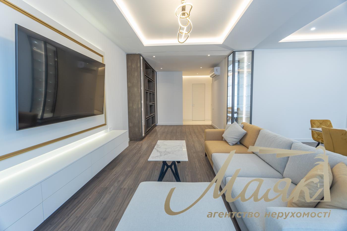 Продаж 4-кімнатної квартири 180 м² в ЖК "Новопечерські Липки", Драгомирова 15Б, Печерський район, Київ.