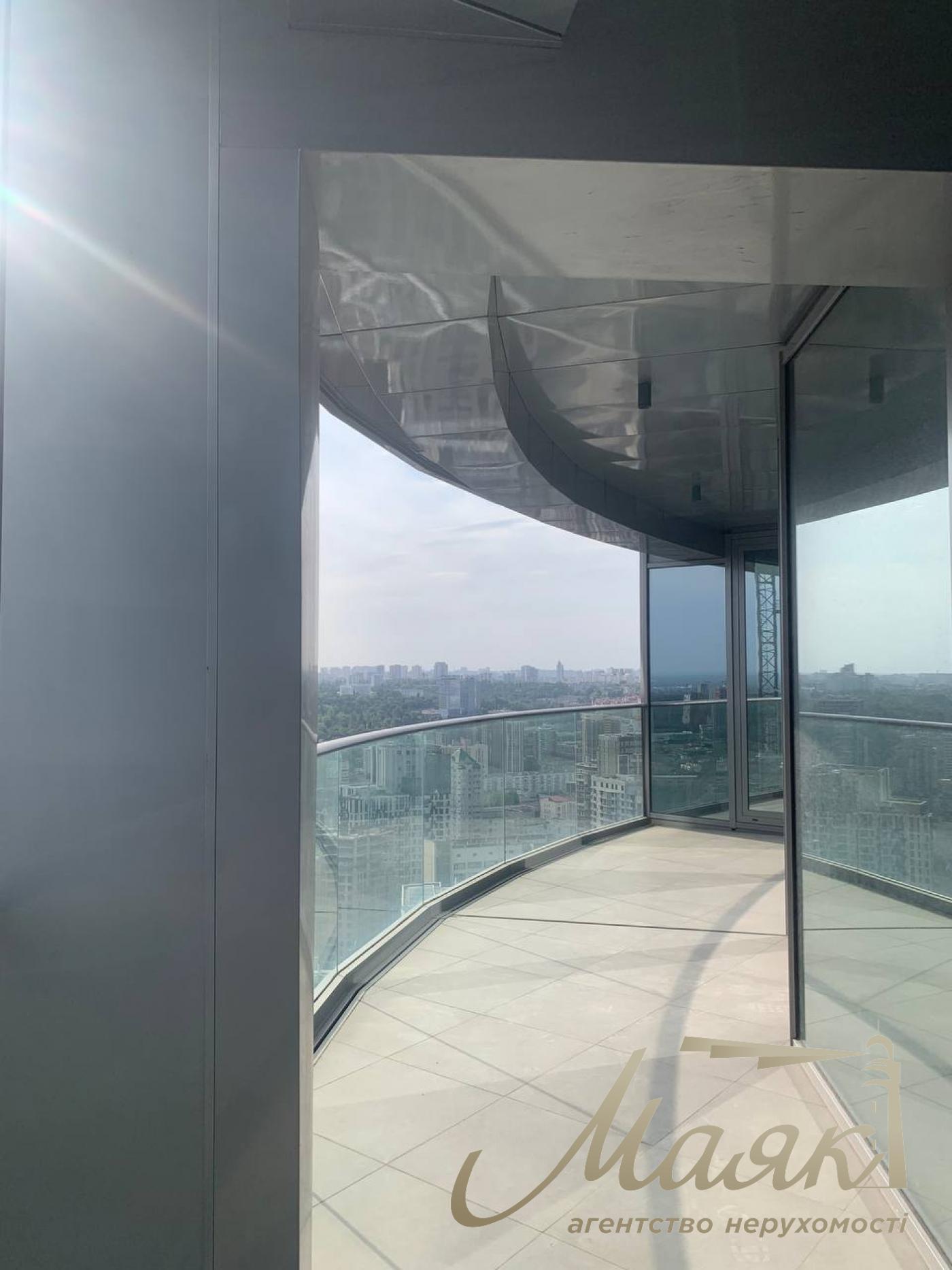 Продажа 2к 146.6 м2 квартиры ЖК Тариан Таверс, ул. Патриса Лумумбы