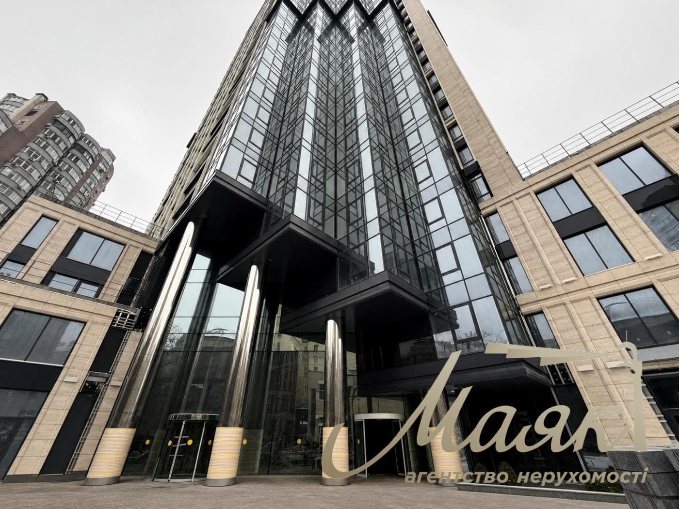 Продаж 1-к квартири в ЖК А136 Highlight Tower, Центр