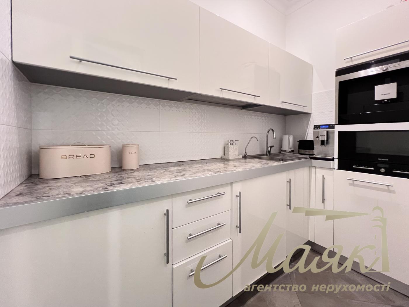 Продажа квартиры 80 м² ЖК «Бульвар Фонтанов» ул. Патриса Лумумбы, 6/1, Печерский район, Центр Киева.