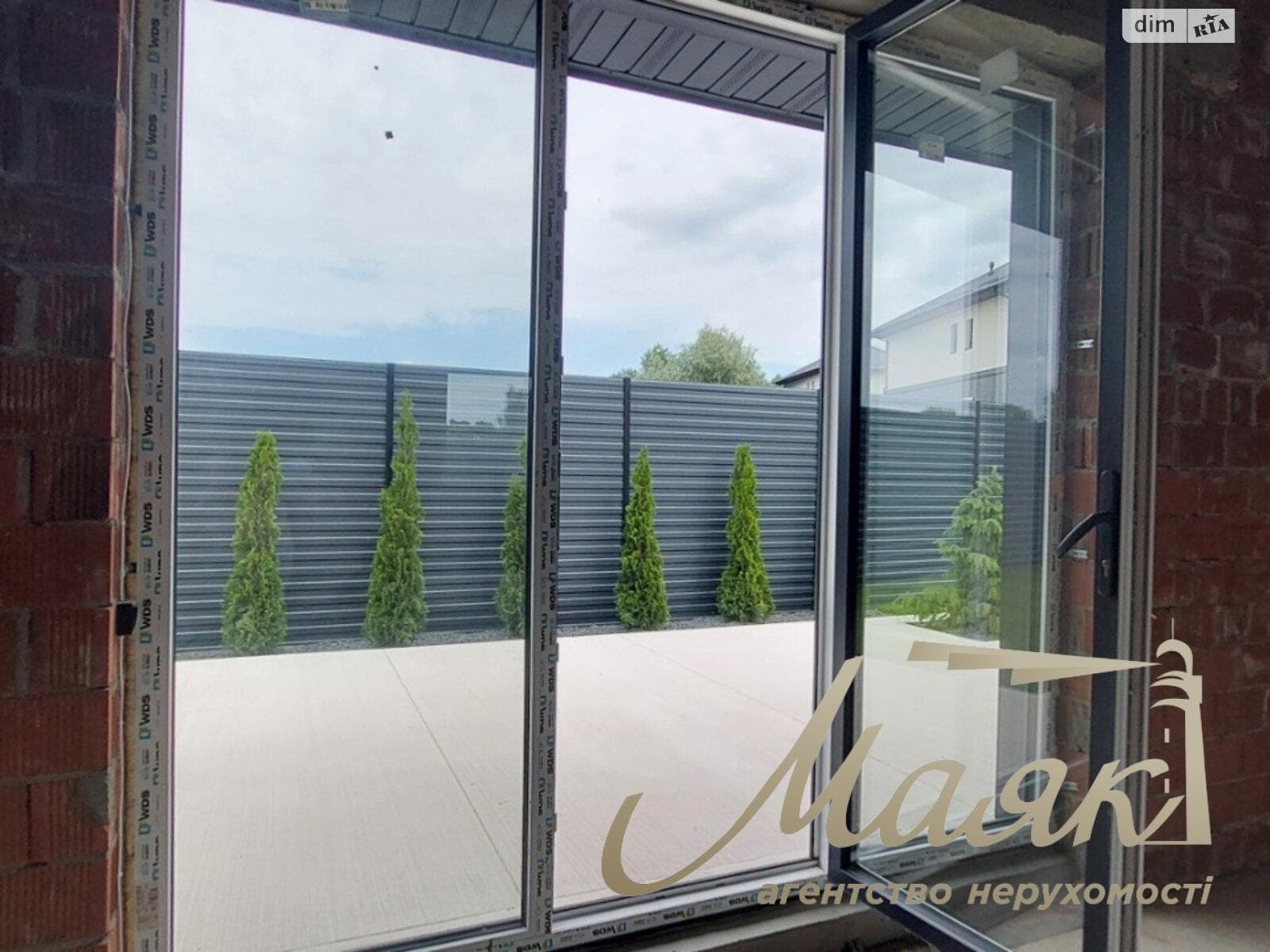 For sale 2 storey house with a plot of 5 hectares, 163 sq. m, 4 rooms, on Marshal Voroshilova St. - ID 33446966