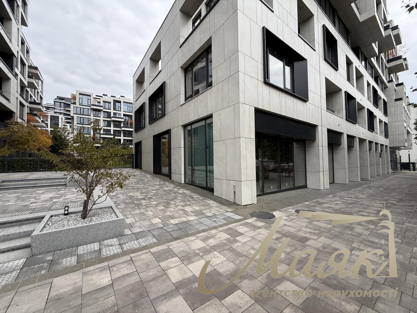 Продажа фасадного помещения 271 м² в ЖК UNIT.Home, ул. Гарета Джонса, Шевченковский район.