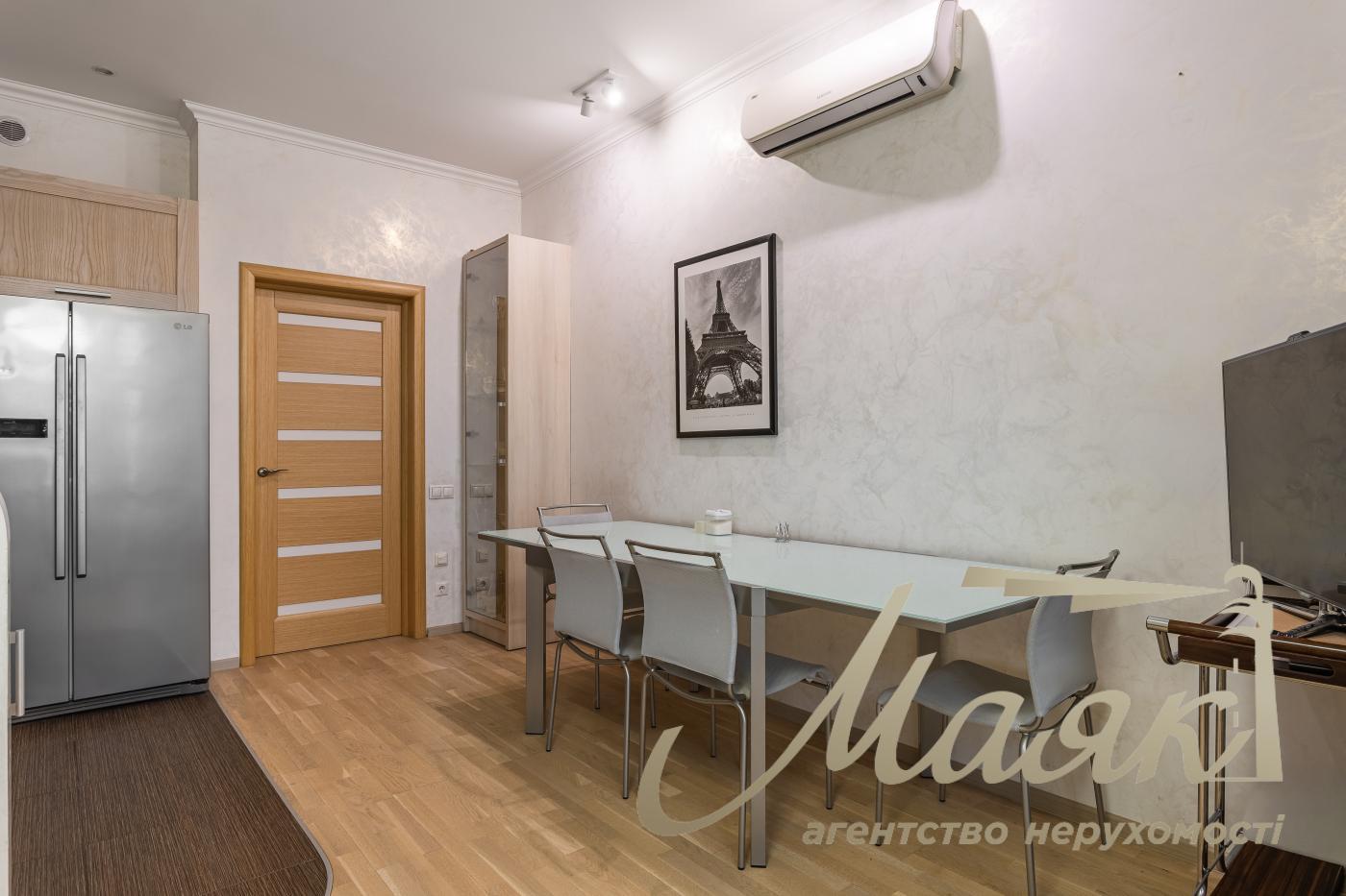 Продажа  Квартира  86,4 м2 ЖК Golden Park  Шевченковский район. Парково-Сырецкая, Сырец, Киев