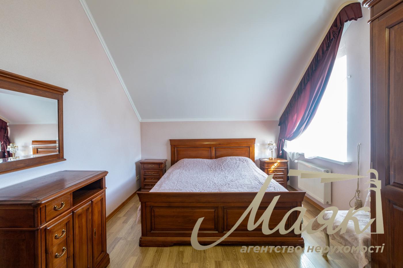 Продаж будинку Березівка, купити будинок в Березівці, будинок житомирское направавление купити, будинок з басейном купити Київська область