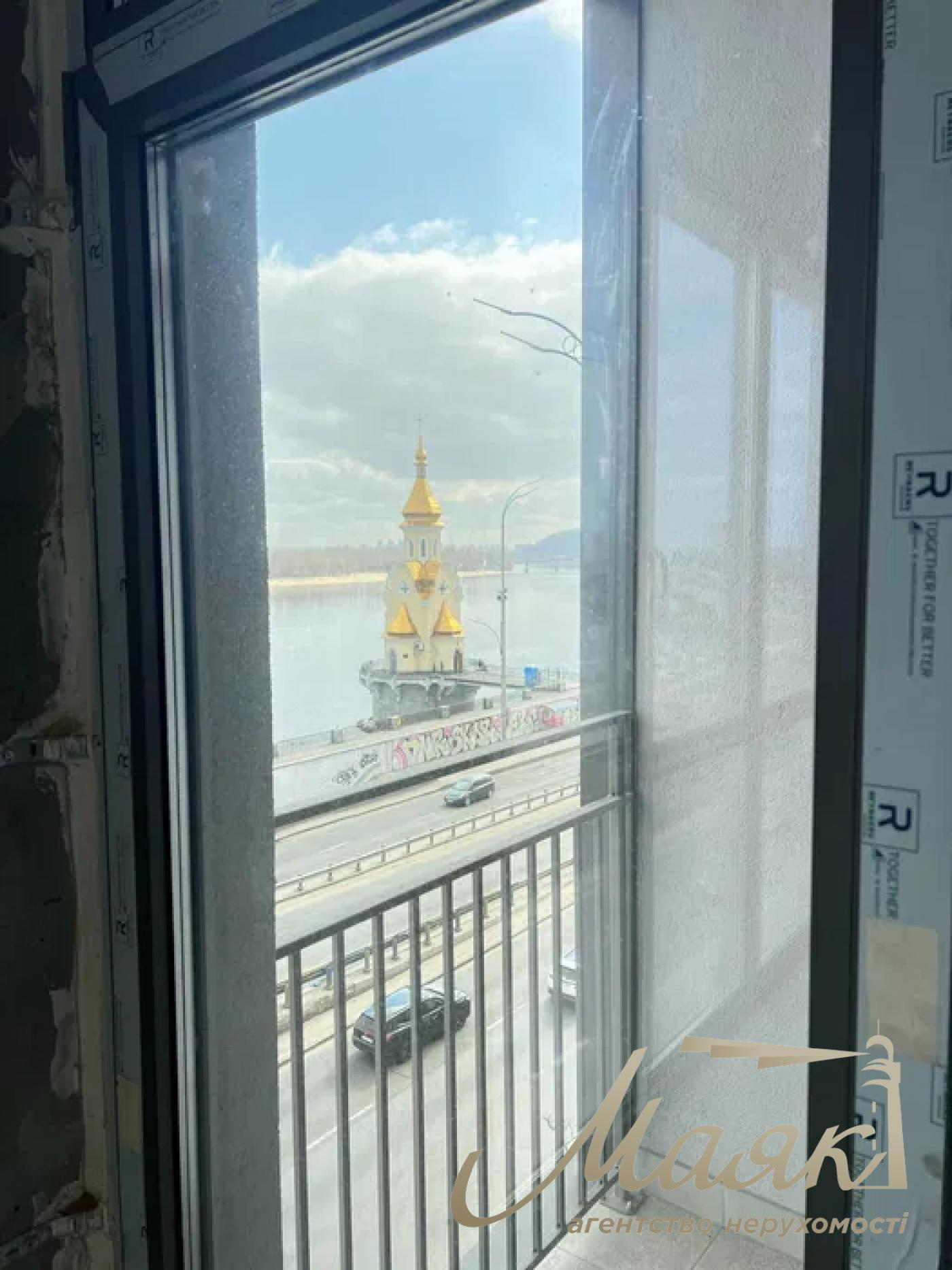 Продаж 3-кімнатної квартири ЖК Іллінський, вул. Набережно-Хрещатицька