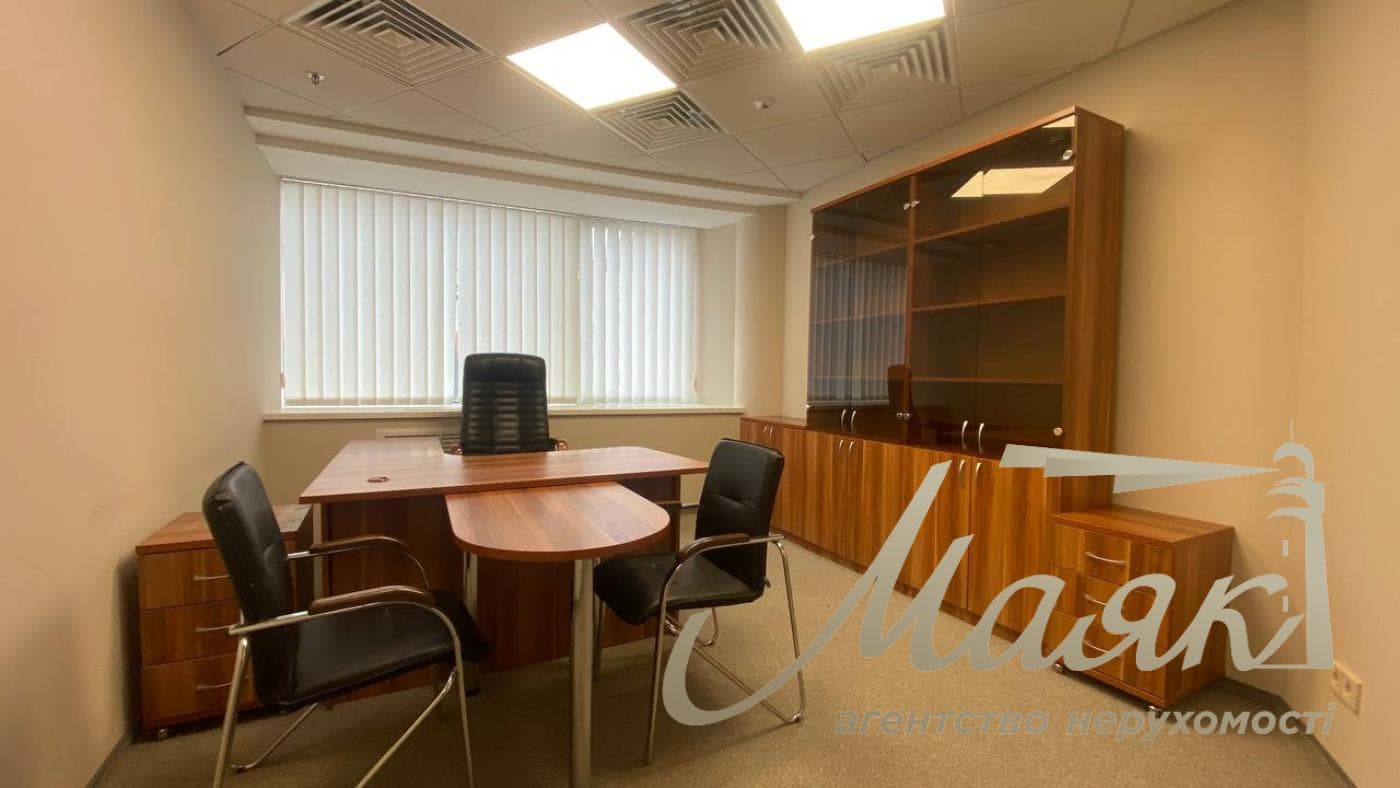 Аренда офиса 120 м² в БЦ Миллениум, ул. Владимирская, Центр