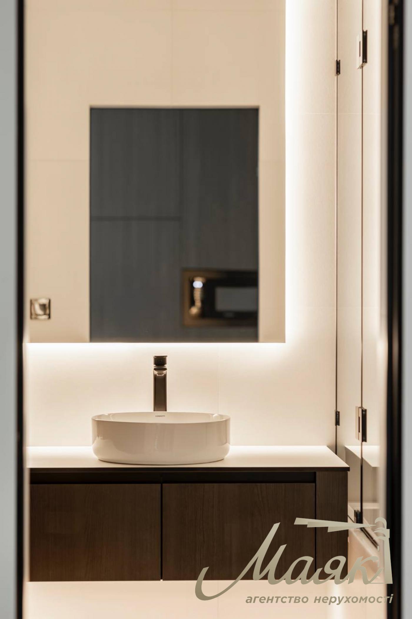 Rent 1-bedroom apartment in Fine Town Residential Complex, Salutnaya Street 2