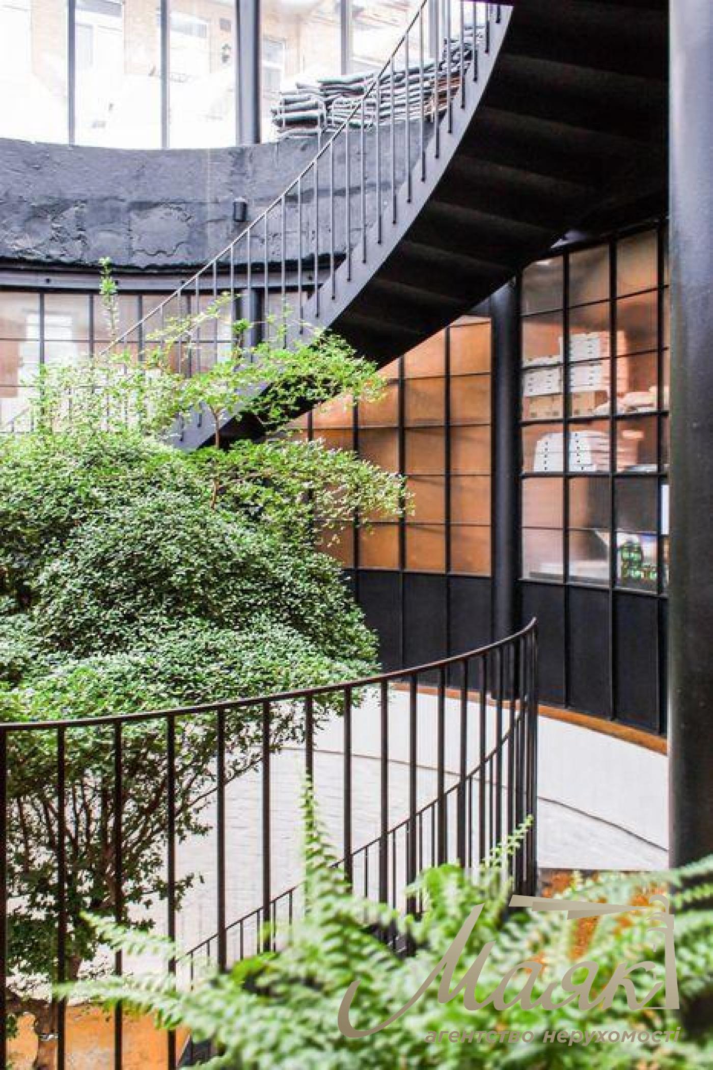 Оренда комерційного приміщення 134м.кв. вул Руйтарська, Центр