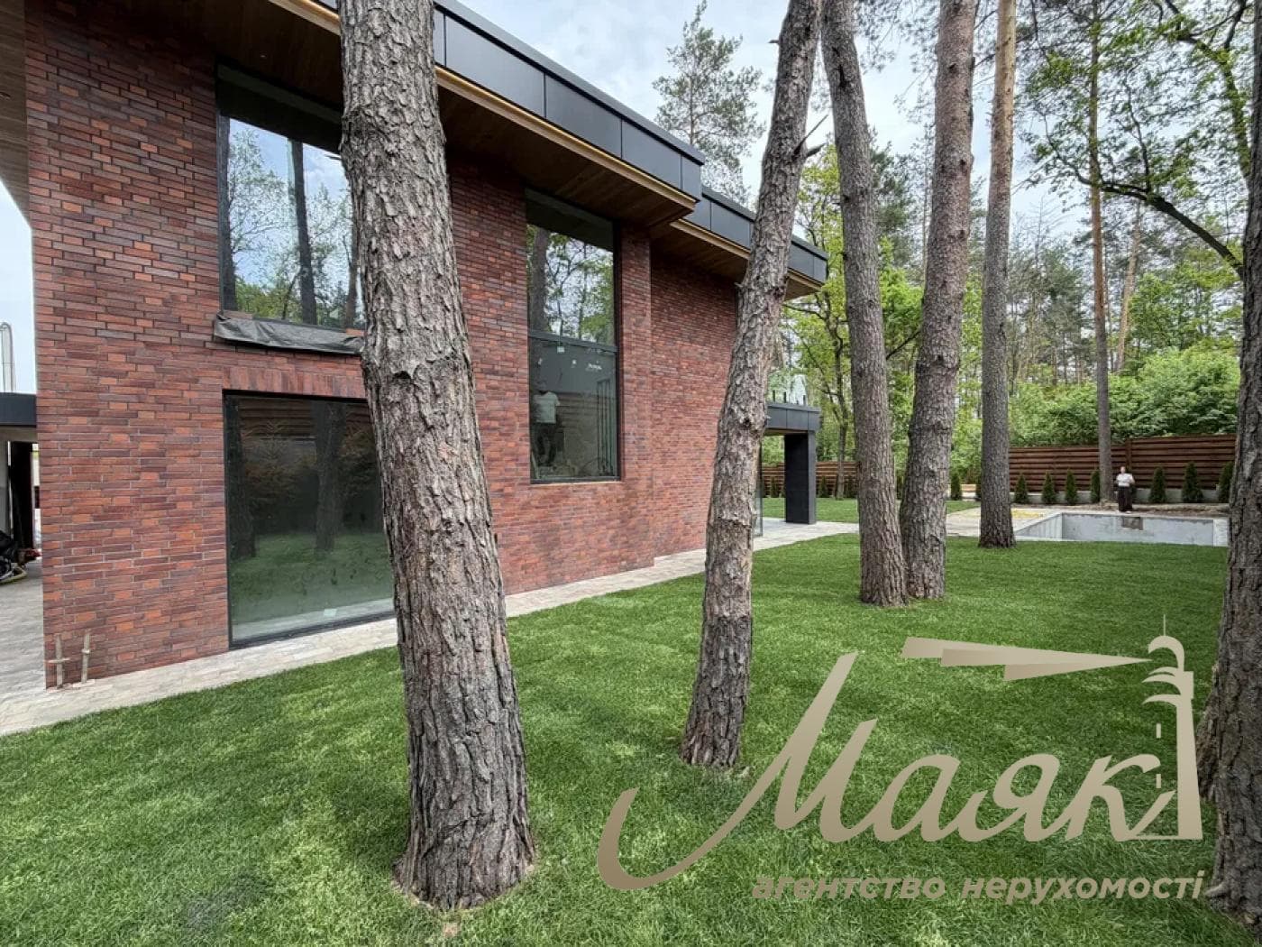 Продаж 2-поверхового будинку площею 270 м² + 40 м² підвал, Ходосівка, КГ «Нова Ходосівка»