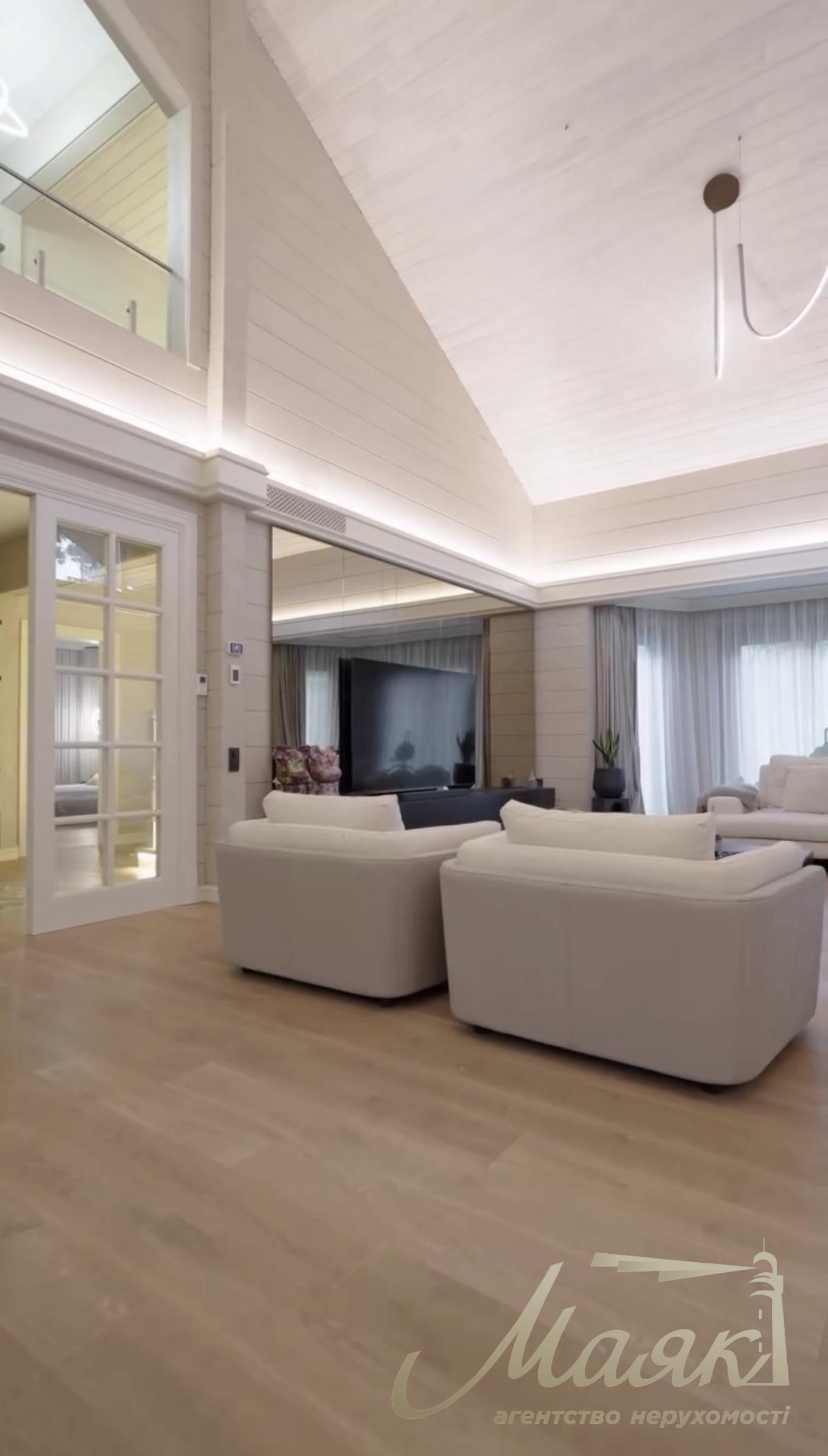 Продажа стильного 5-комнатного дома 377 м² в хуторе Мриги, Конча-Заспа, Голосеевский район Киева