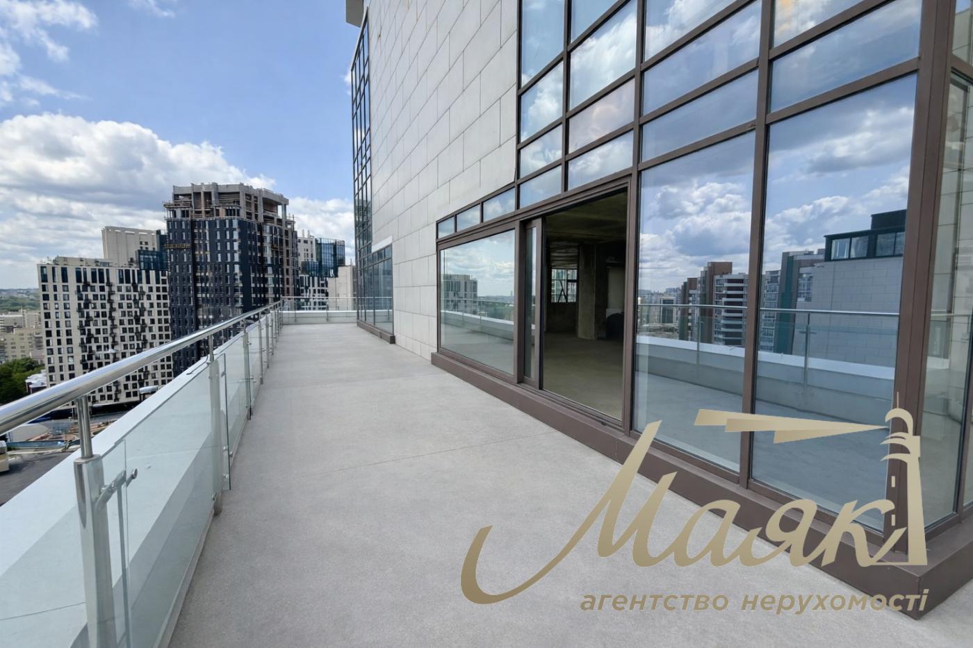 Продаж квартири з терасою в ЖК Бульвар Фонтонів, Печерськ, Київ