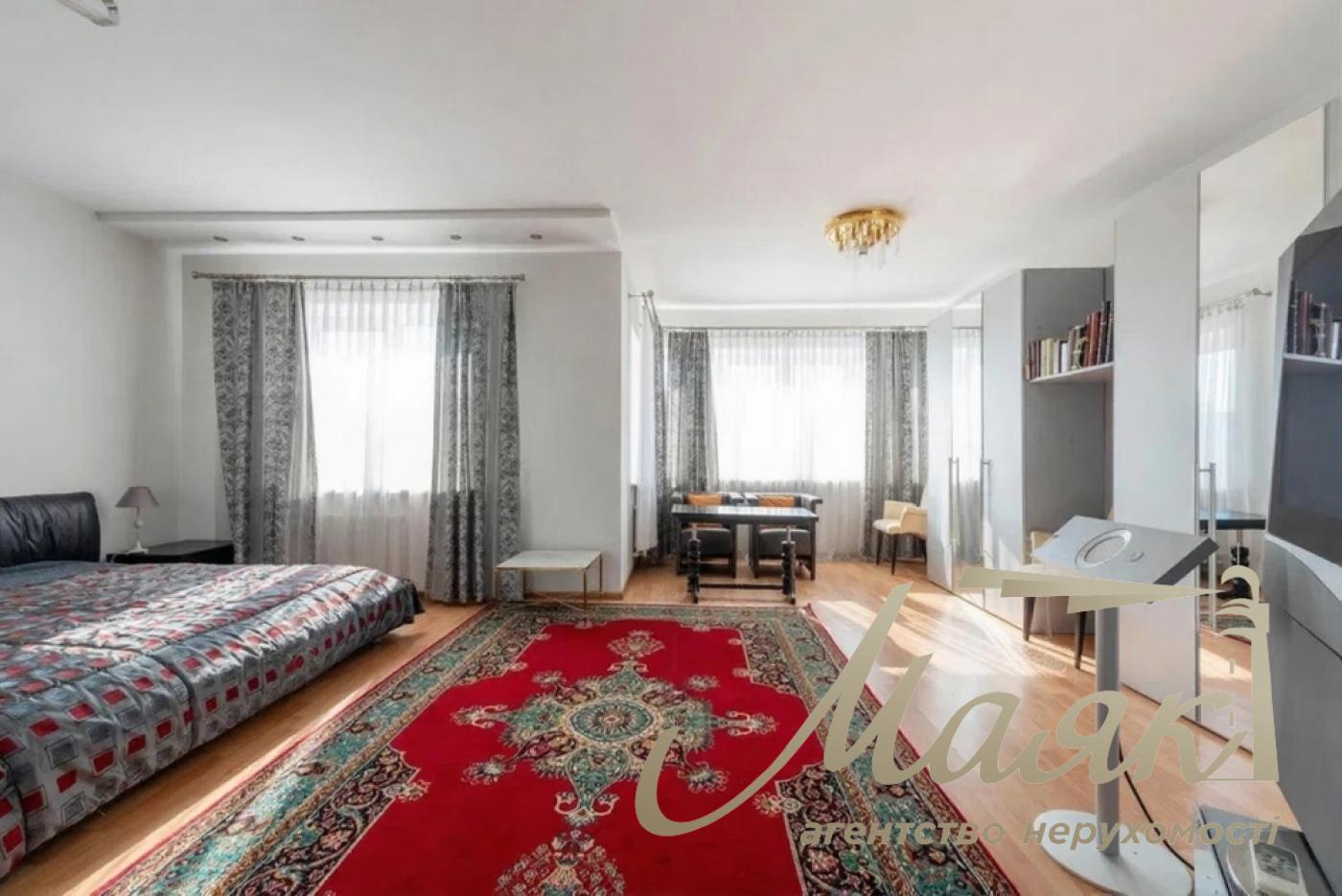 Продажа дома 480м² в Вите-Литовской, Чапаєвка, Голосеевский район, Киев