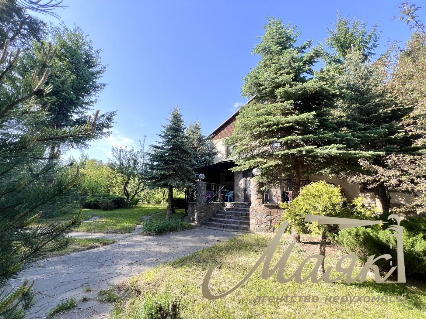 Продаж 3-х поверхового будинку 380м2, Крушинка