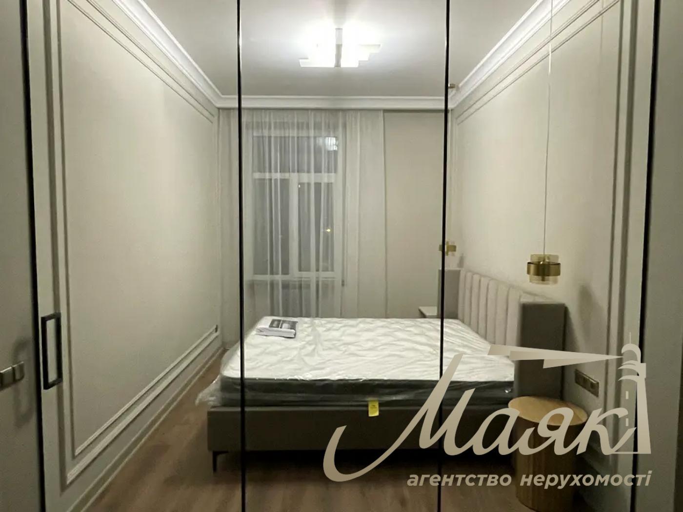 Rent 3-room apartment 75 m², Lutheranskaya street, Center