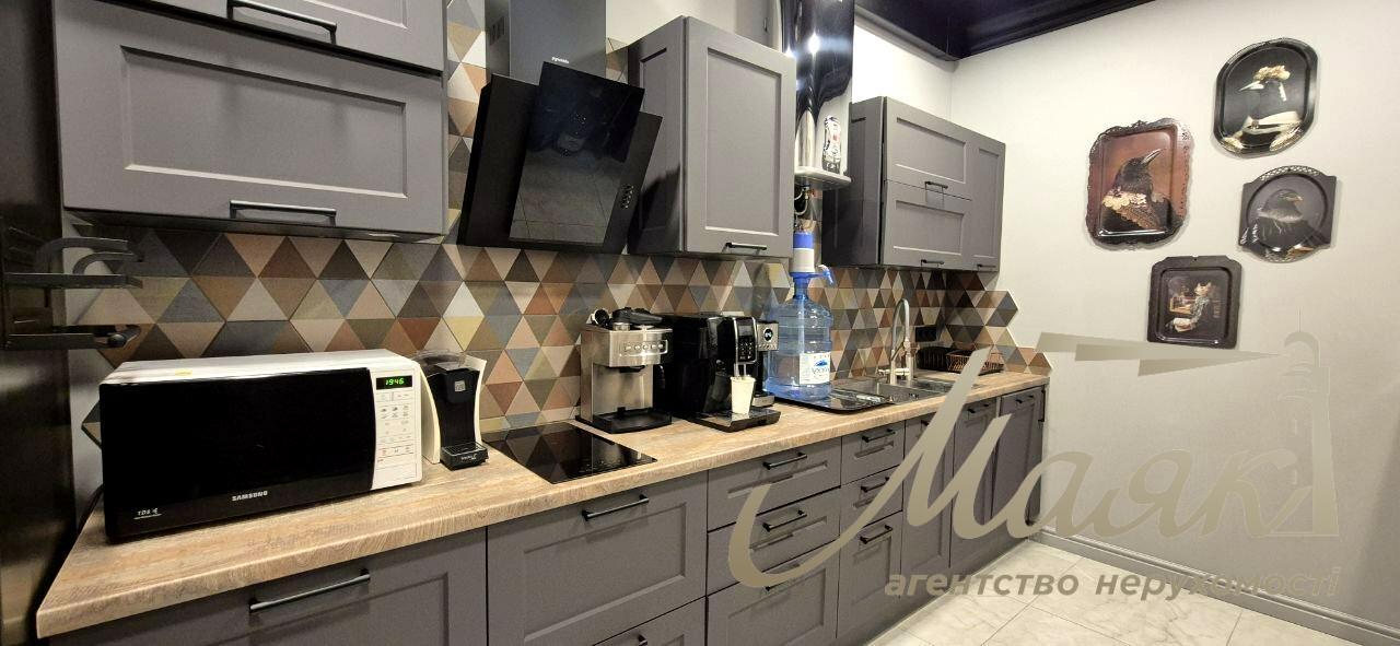 Аренда офиса 190м2 в ЖК Покровский Посад, ул.Глибочицкая.