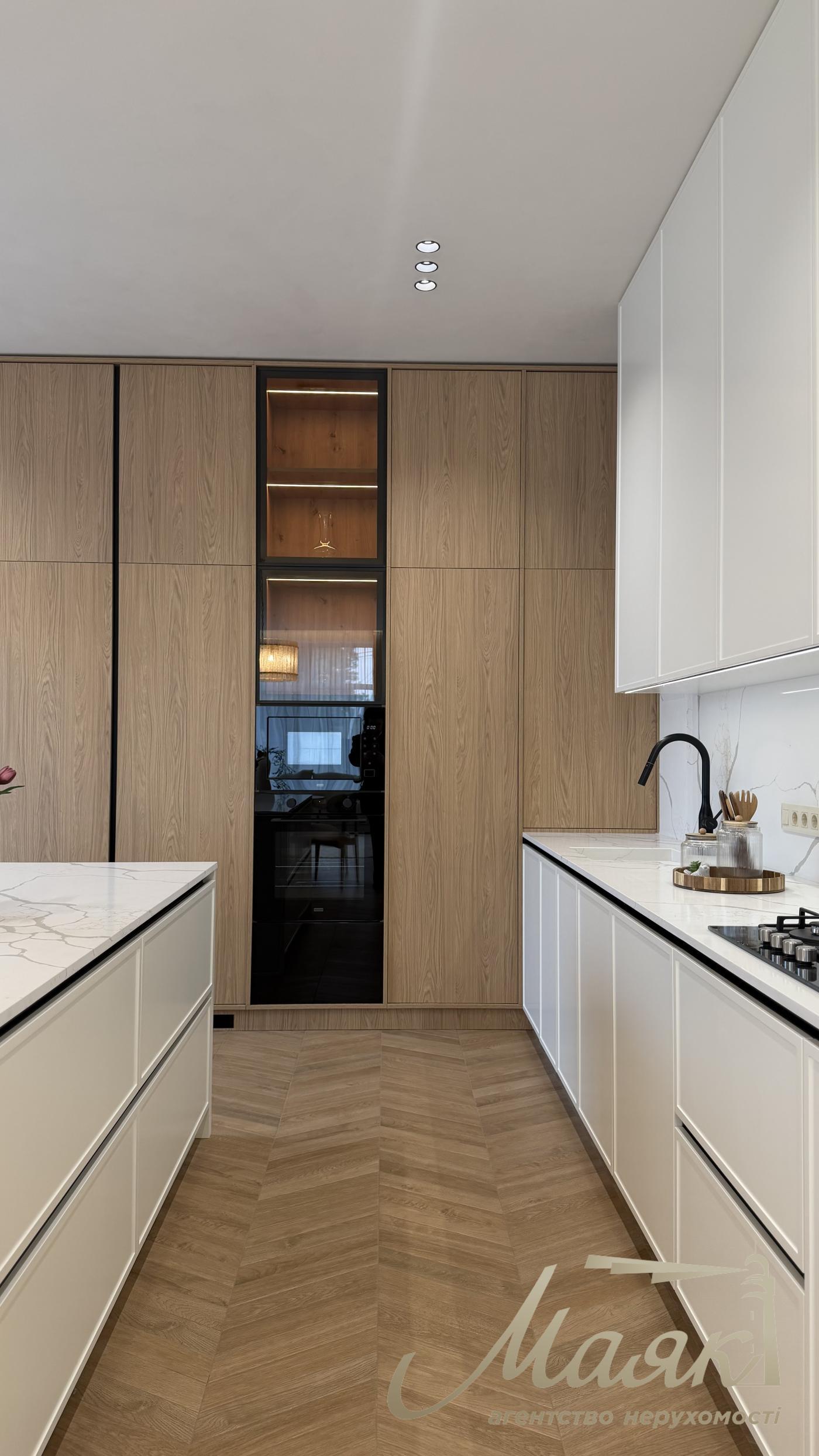 Продаж 2-х поверхового будинку 246м2, Ходосівка