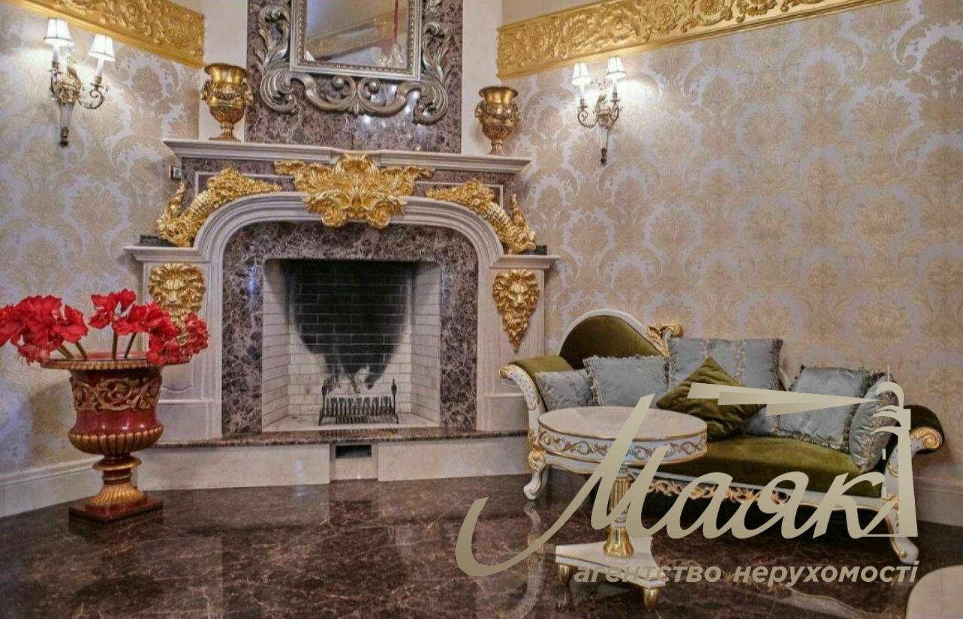 Продаж будинку Підгірці КМ "Альпійка" 830 кв.м з басейном