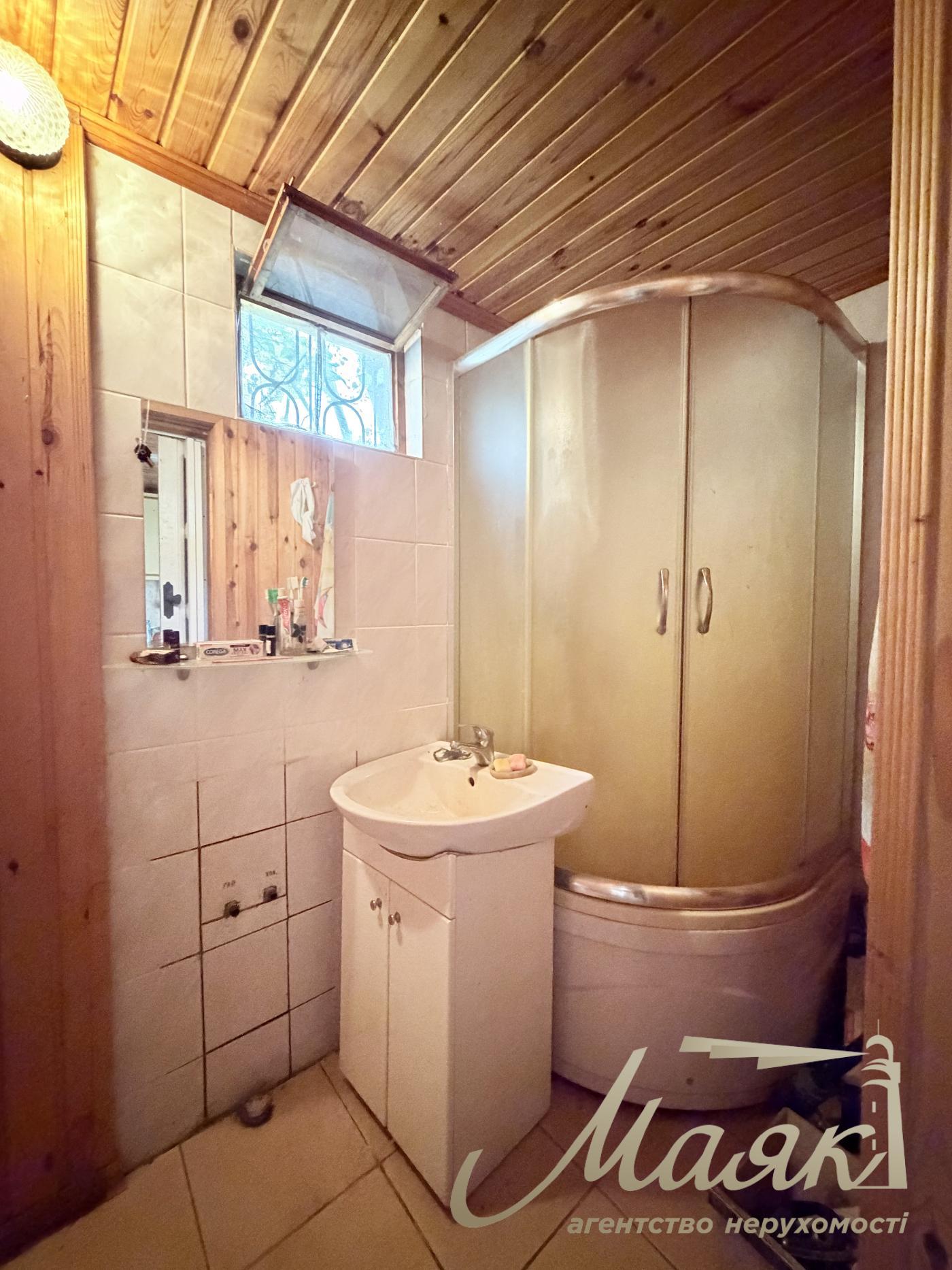 Продаж 2х-поверхового будинку/дача 82.5м2 у мальовничому місці - м. Українка, садове товариство "Енергобудівник", Обухівський напрямок