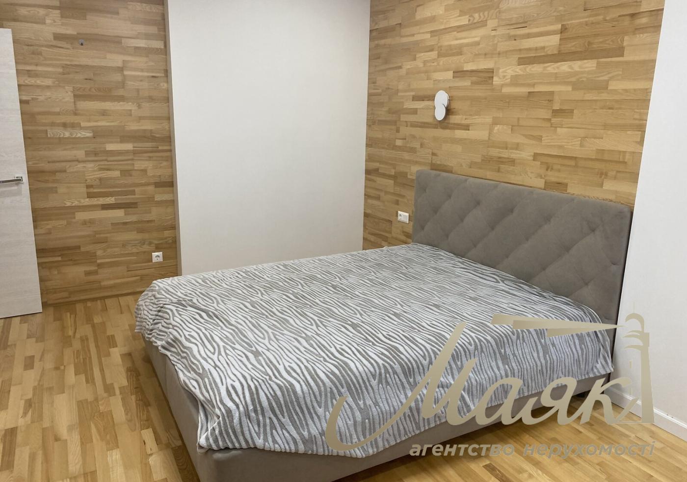 Аренда 3-комнатной квартиры 80м2 ЖК Французский Квартал 2 ул. Предславинская 53