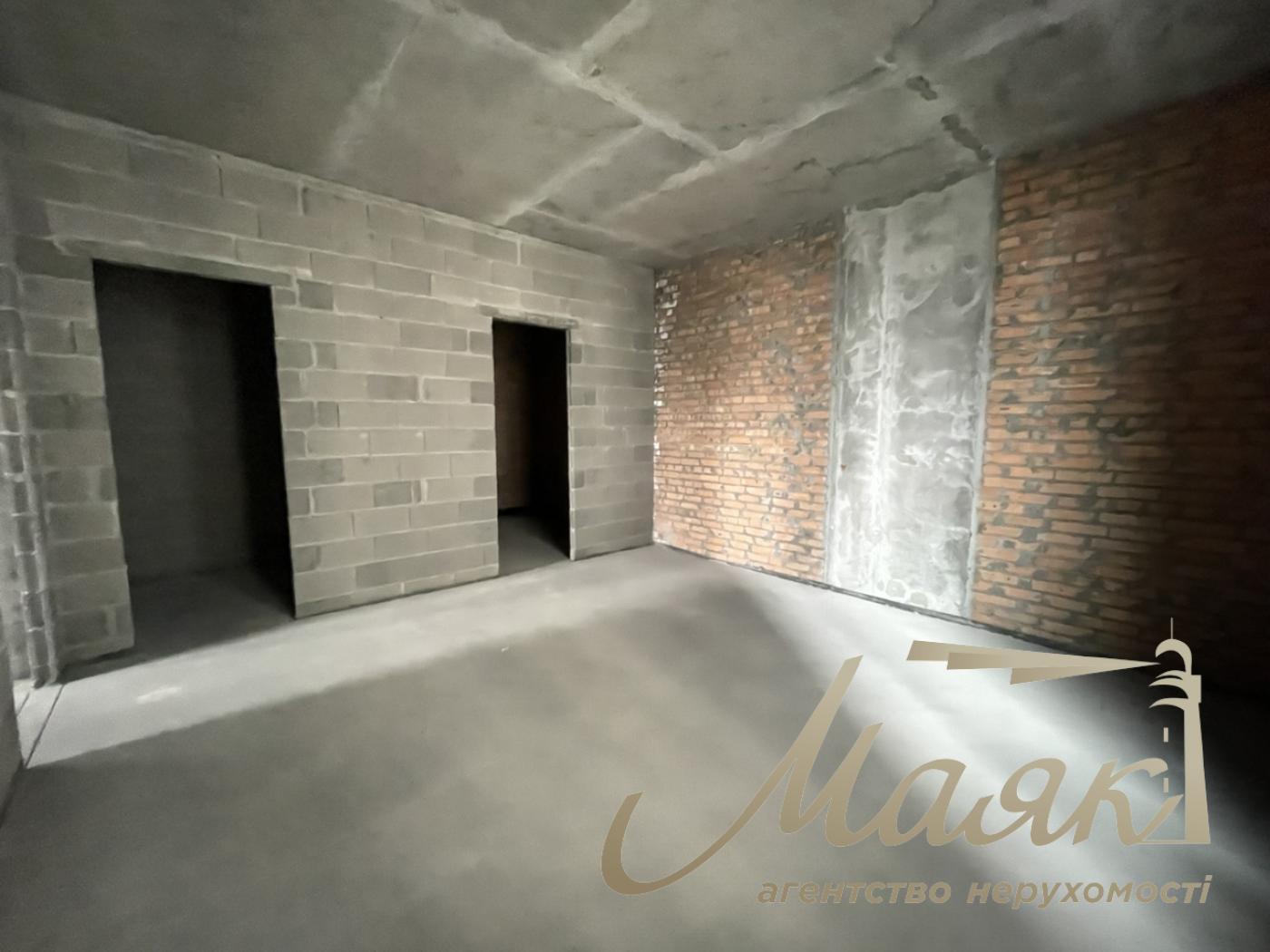 Продаж 3-к квартири ЖК TRIIINITY