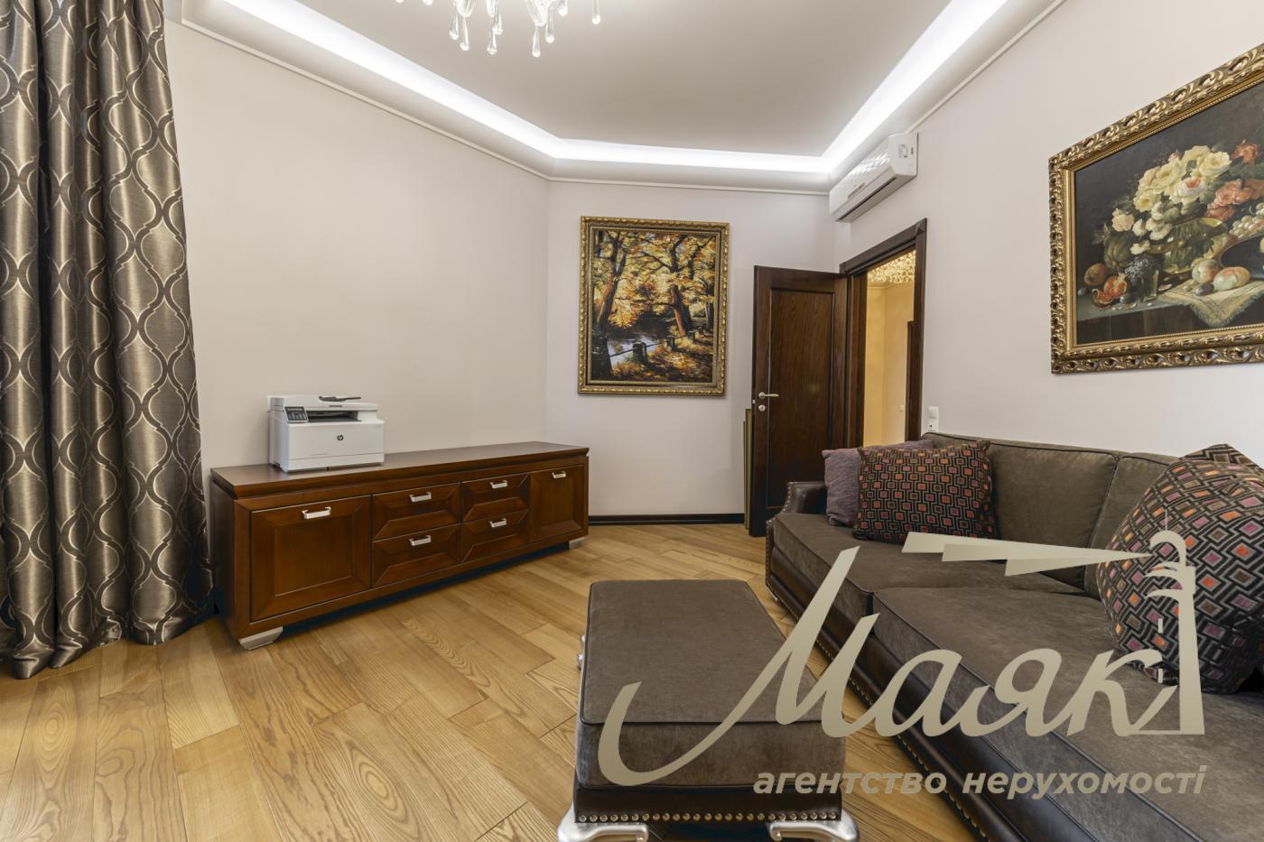 Продажа квартиры 170м2 ЖК "Престиж Холл", Печерский р-н.