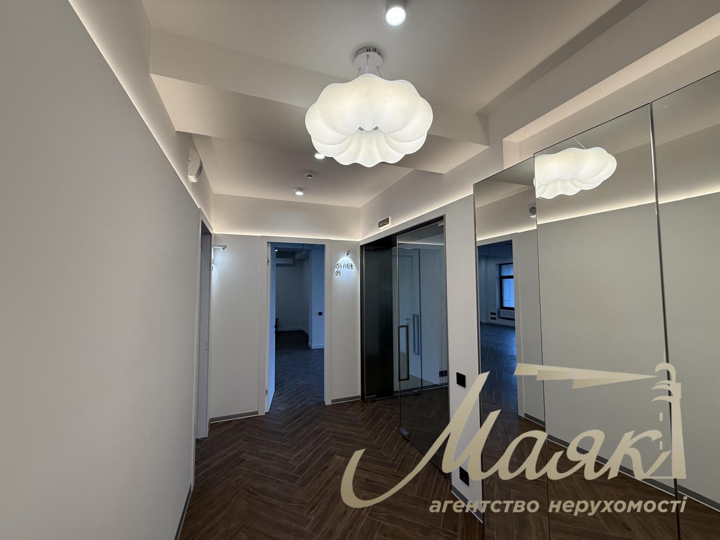 Оренда / Офіс / вул. Хрещатик, Центр, Київ