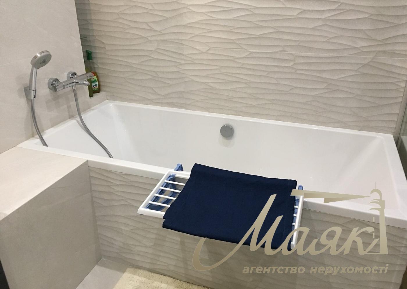 Оренда 1-кімнатної квартири 100м2 ЖК узвіз Кловський 7а Печерський район