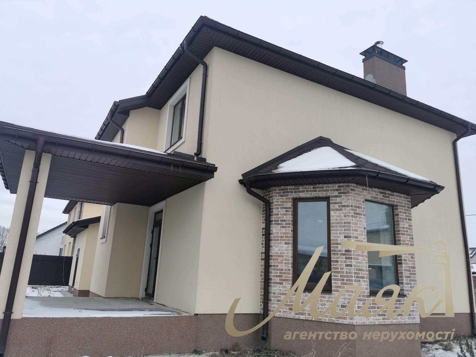 For sale 2-storey house 200m2, in the village. Gatnoye, 7 minutes from the metro Teremki, Kyiv region.