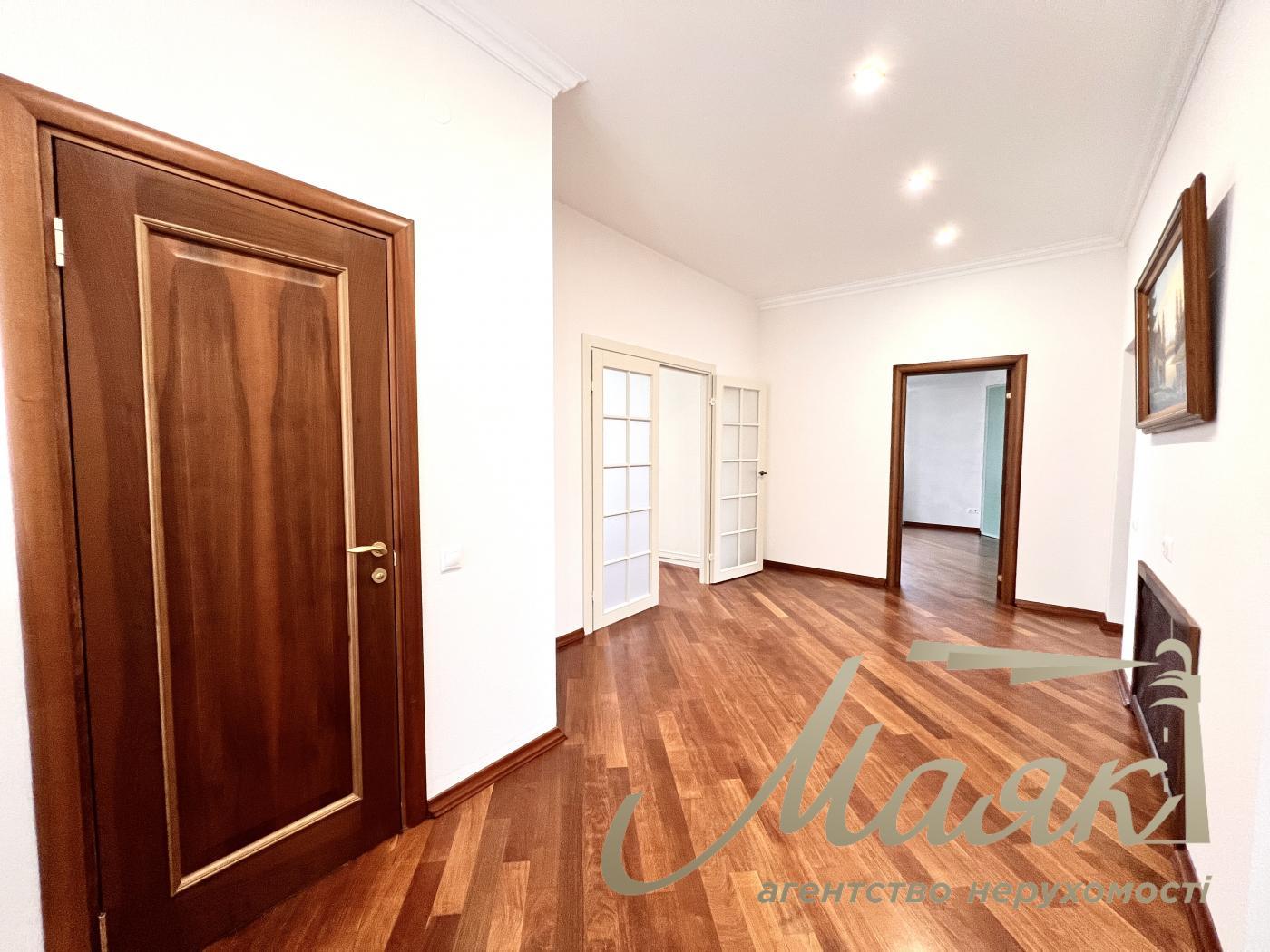 Оренда 2-х поверхової резиденції 430м2, Козин, Конча - Заспа