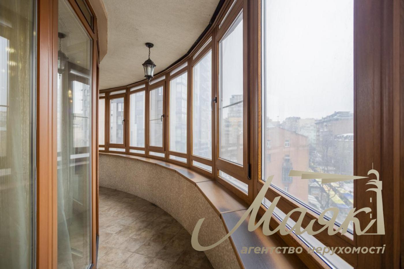 Продаж 4-х кімнатної квартири, 160 м2 у ЖК Diplomat Hall Дипломат Хол Жилянська