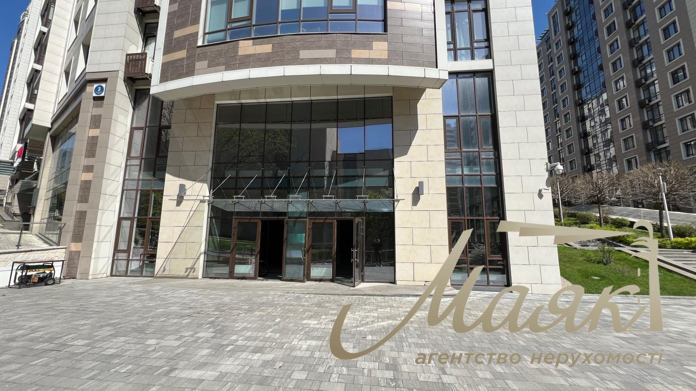 Rent a front office in the residential complex Boulevard of Fountains, at 3 Sapernoe Polye str.