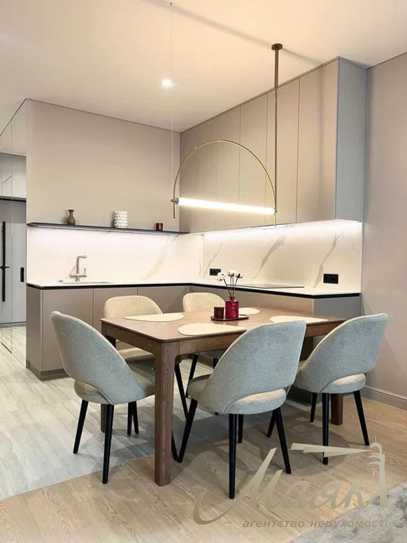 Оренда 2к квартири 62 м², ЖК Triiinity, Печерськ