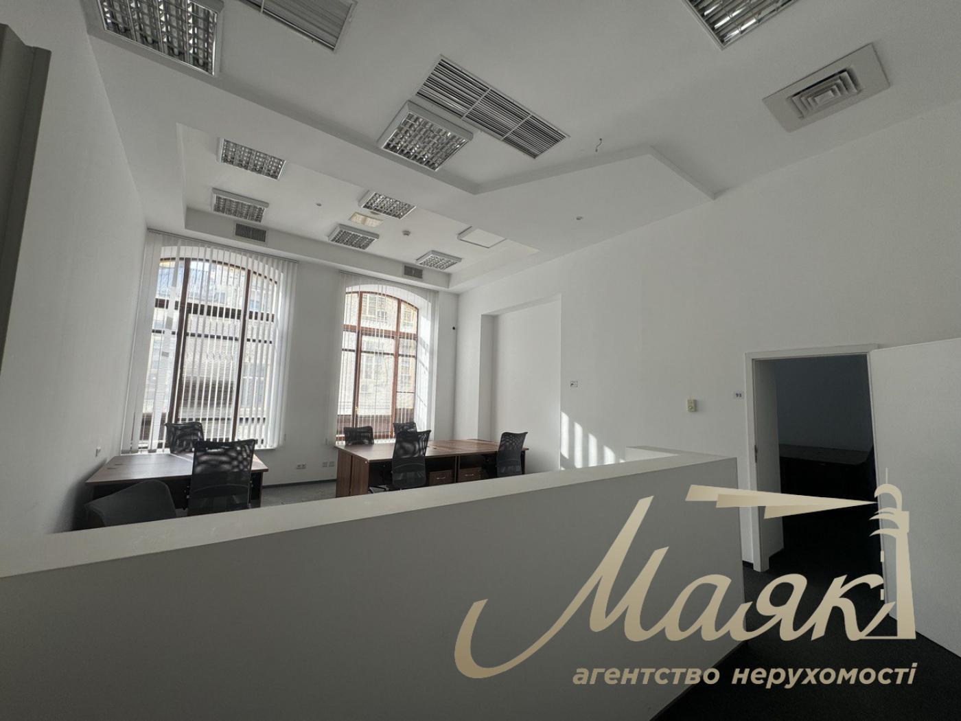 Аренда офисного помещения 336м2 в бизнес центре, ул. Бульварно- Кудрявская, м. Золотые ворота