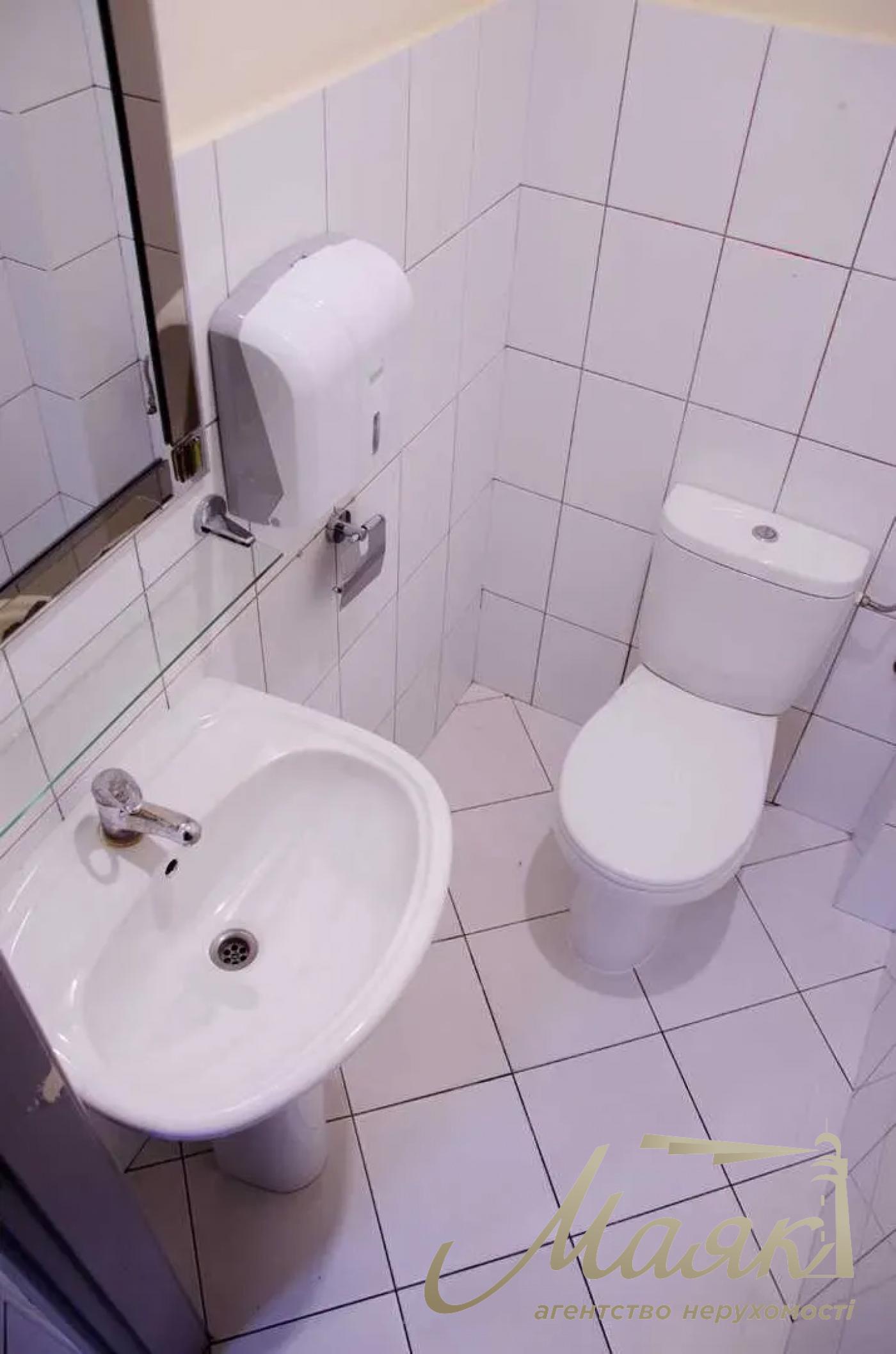Аренда офиса 588м2 в бизнес-центре Victoria Park, пер. Ахтырский, Киев