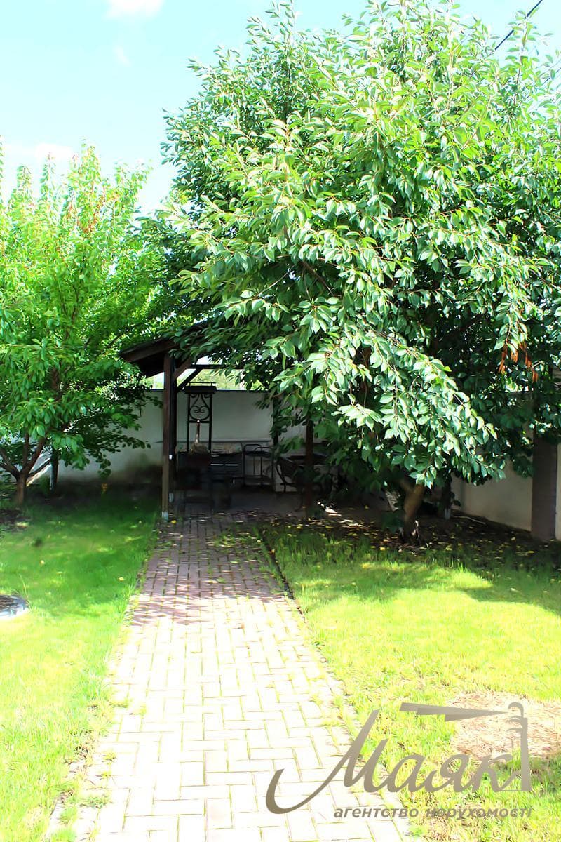 House for sale 261.6m2 in Gatnoye village, near Kiev Ozernaya street, Kyiv-Svyatoshinsky district.