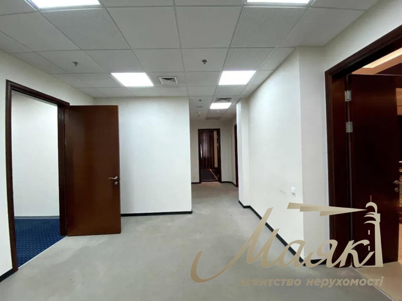 Rent of a building on Pechersk, Nemirovich Danchenko St.
